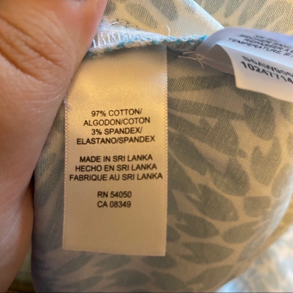 Jones Studio White & Blue Patterned Sleeveless Be… - image 4